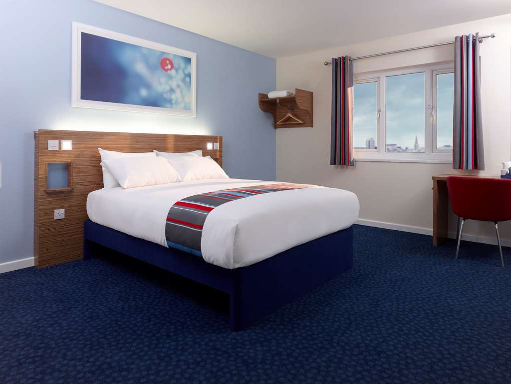 Travelodge Плаймаут Номер фото